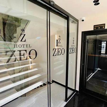 Zeo מלון סרנדה